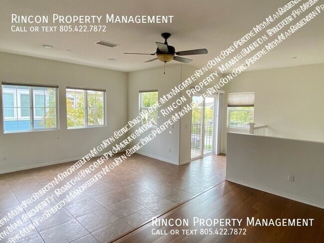 Building Photo - Available Starting January 13th *End Unit ...