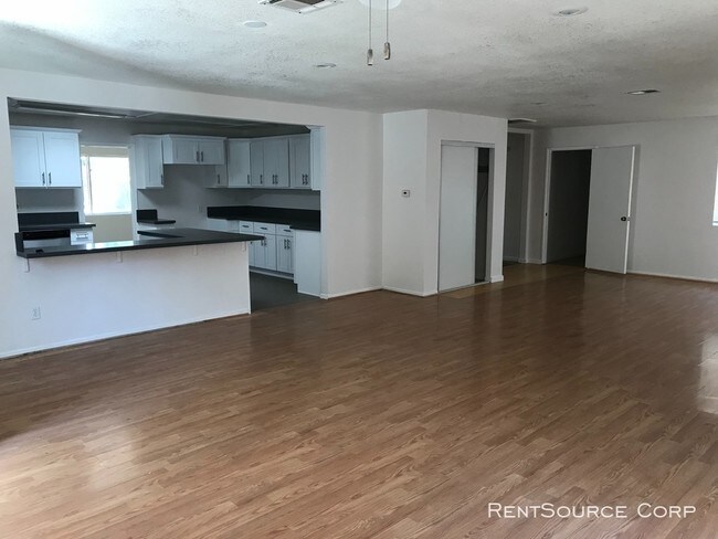 Building Photo - 43302 42nd St W
