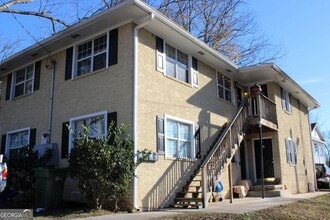 Building Photo - 884 Neal St NW