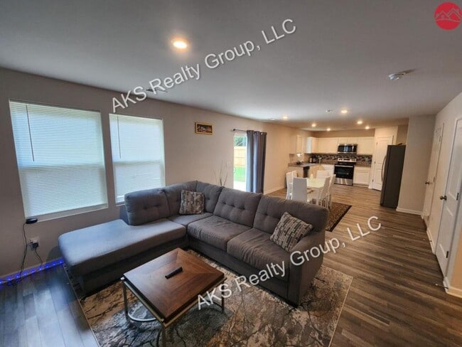 Building Photo - 1603 U W Clemon Dr