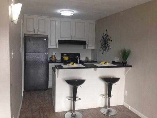 Foto principal - 8506 Wakefield Dr