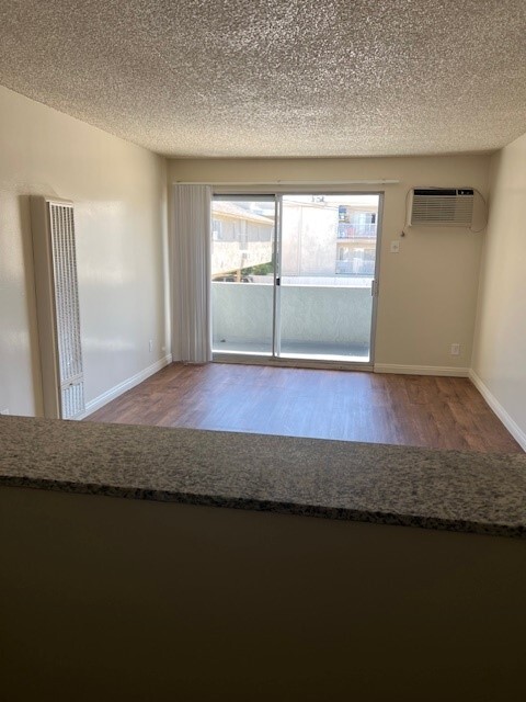 Building Photo - 20334 Saticoy St
