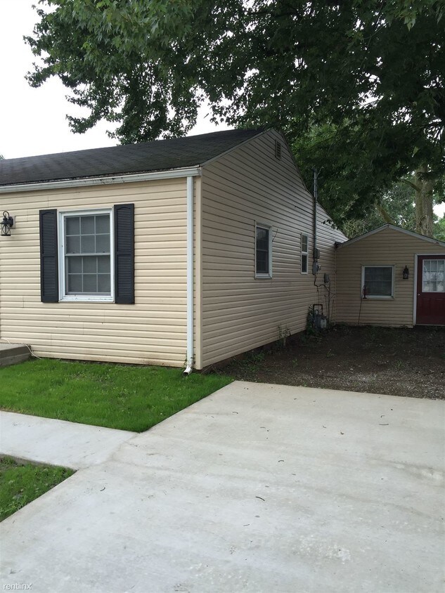 1523 W Sycamore St, Kokomo, IN 46901 House Rental in Kokomo, IN