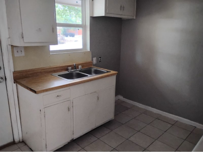 Foto principal - 301 E Arden Dr