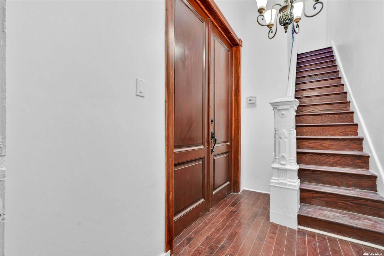 Foto principal - 138 Van Buren St