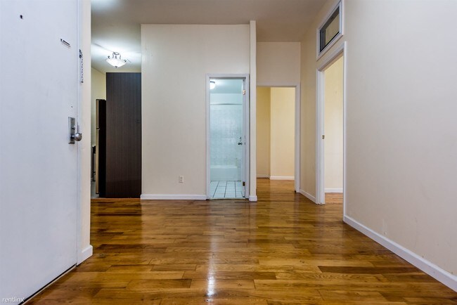 Foto del edificio - 228 Jefferson St