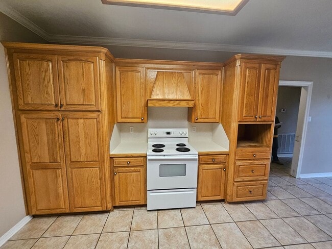 Building Photo - 7603 Kurthwood Rd