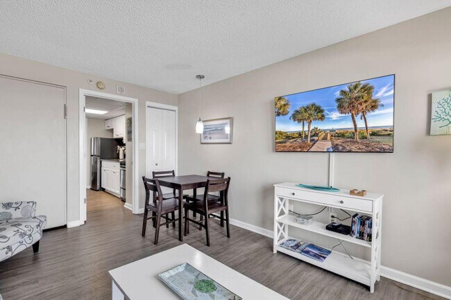 Foto del edificio - 2300 N Ocean Blvd