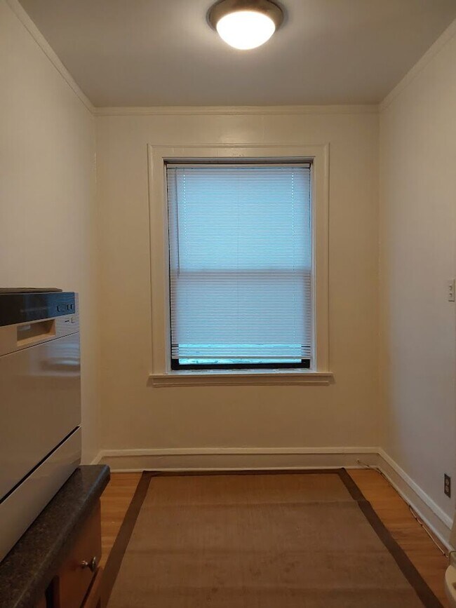 Foto del edificio - 4505 N Lincoln Ave