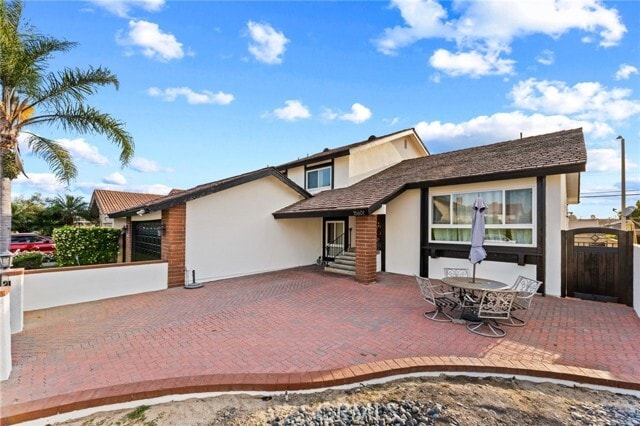 Building Photo - 15601 Whiteoak Ln
