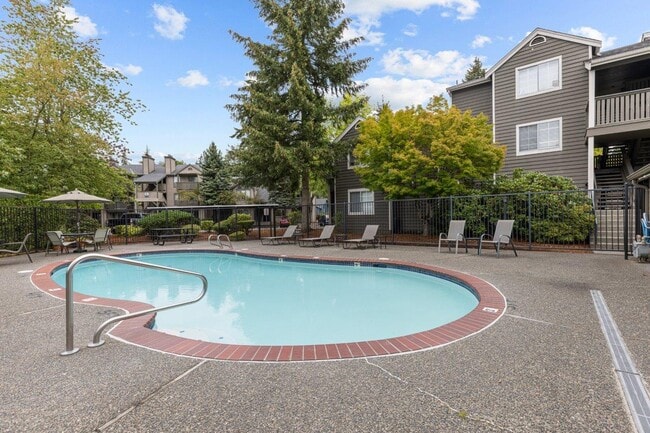 Building Photo - Orchard Ridge