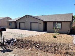Building Photo - 9501 E Magma Dr