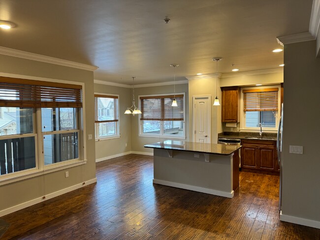 Building Photo - 6005 St Moritz Dr
