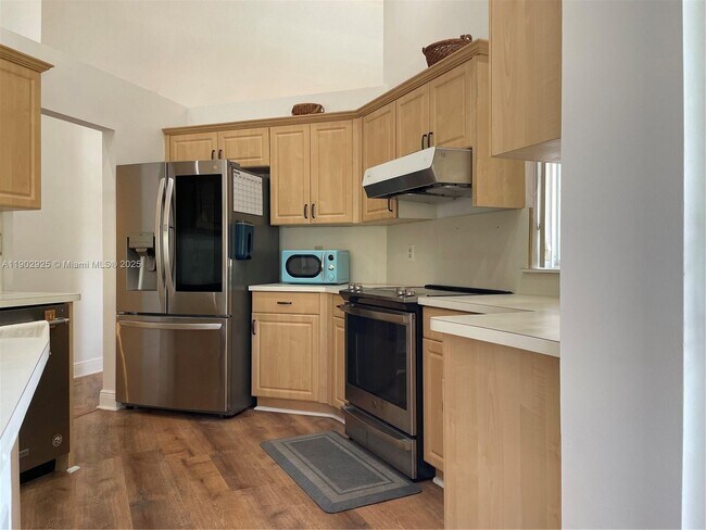 Foto del edificio - 785 Heron Rd