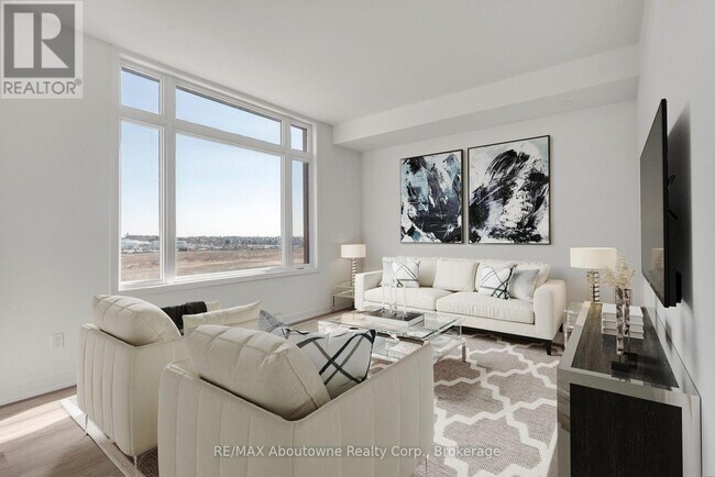 Photo du bâtiment - 3 Steckley House Ln