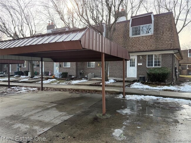 Building Photo - 37035 E Aragona Dr