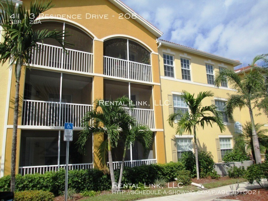 4113 Residence Drive, Fort Myers, FL 33901 Condo for Rent in Fort