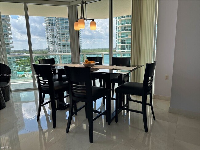 Foto del edificio - 3 br, 2 bath Condo - 150 Sunny Isles Blvd ...