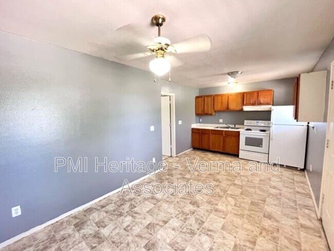 Foto del edificio - 813 E Huntsville Ave