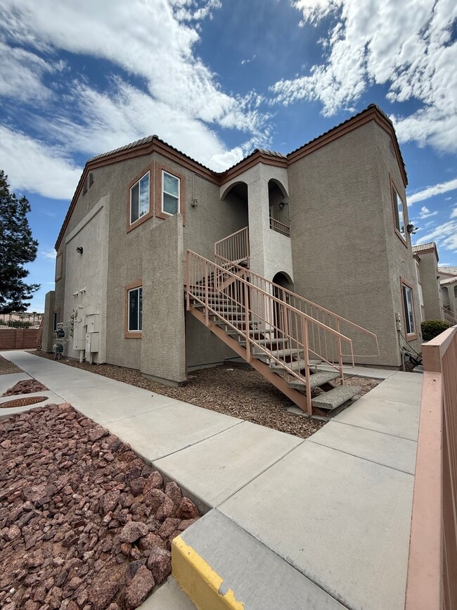 Building Photo - 4655 Gold Dust Ave