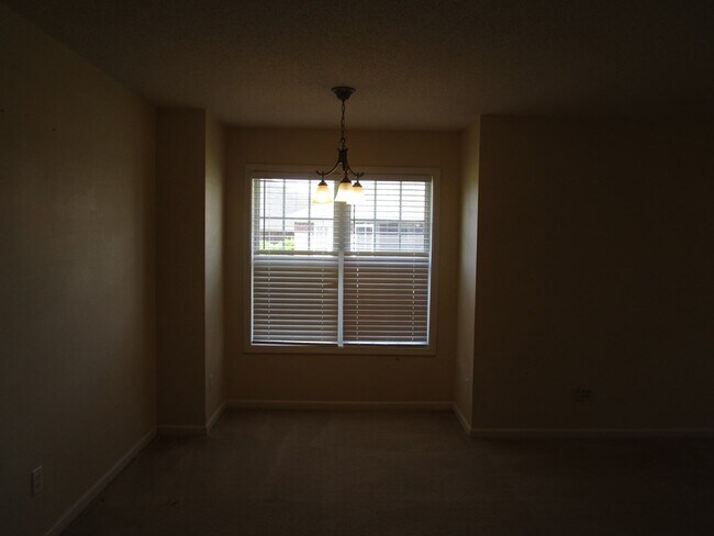 Foto del edificio - 20 Brushwood Ct