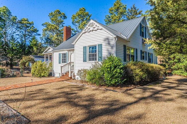 Foto del edificio - 435 W Baltimore Ave