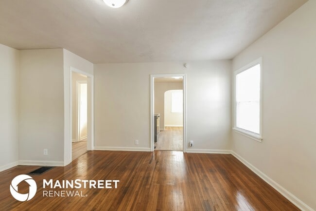 Building Photo - 1934 N Bosart Ave