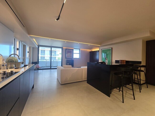 Foto del edificio - 6820 Indian Creek Dr