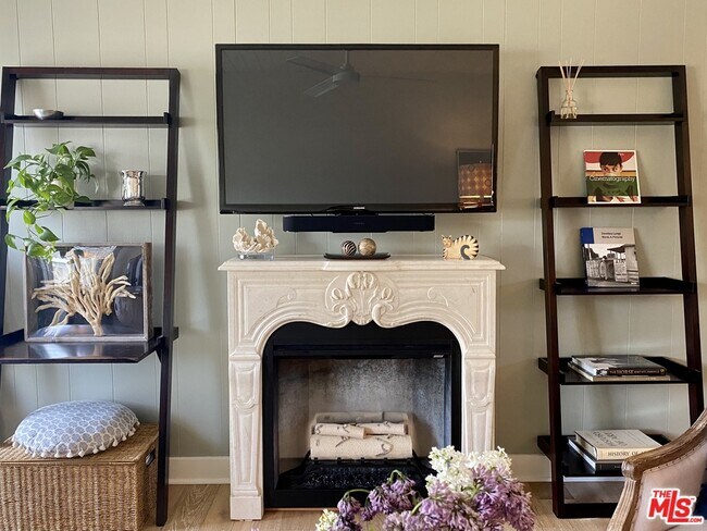 Foto del edificio - 2329 Kansas Ave