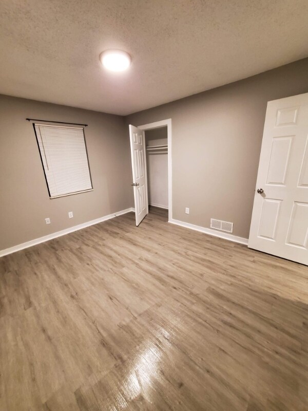 Foto del edificio - 7109 Orchard Ct