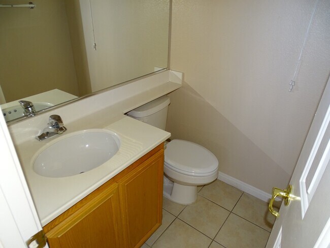 Building Photo - Great 3 Bed West Las Vegas Home