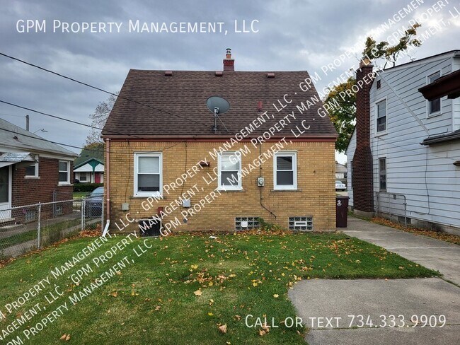 Foto del edificio - Great home on State Park!