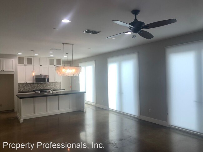 Building Photo - 4 br, 2.5 bath House - 1162 Turtle Trail
