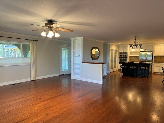 Foto del edificio - Lake View Retreat in Lake of the Pines – 3...