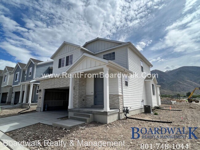 Foto del edificio - 4 br, 2.5 bath House - 9848 N Sunnybank Place