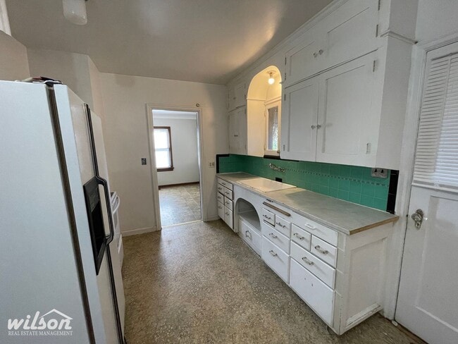 Foto del edificio - Spacious 4-Bedroom Oasis in the Heart of Yakima – Perfect for Family Living!