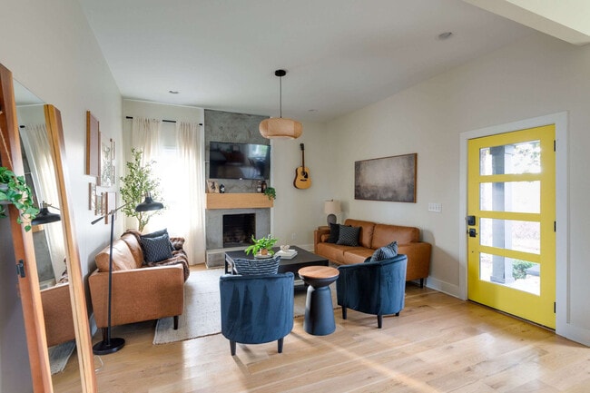 Building Photo - 906 Meharry Blvd