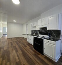 Building Photo - 41 Wallis Ave