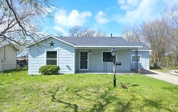 Building Photo - 1409 Wolfe City Dr