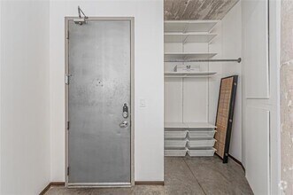 Building Photo - 1122 Jackson St