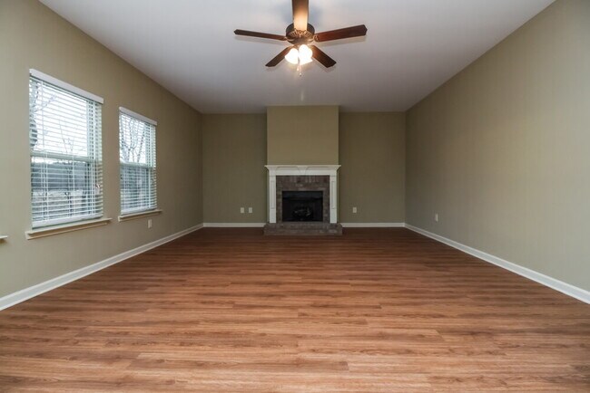 Foto del edificio - 19 Hamil Ct NW