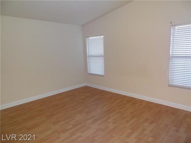 Foto del edificio - Wonderful 1 Story, 3 Bedroom Townhouse wit...