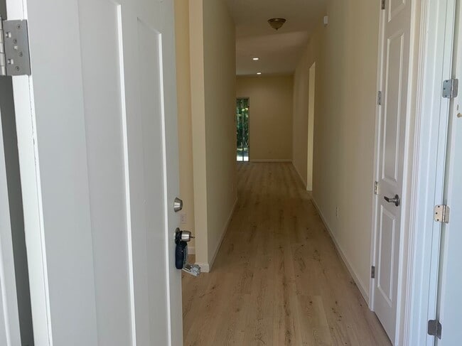 Building Photo - 5871 Collins Rd