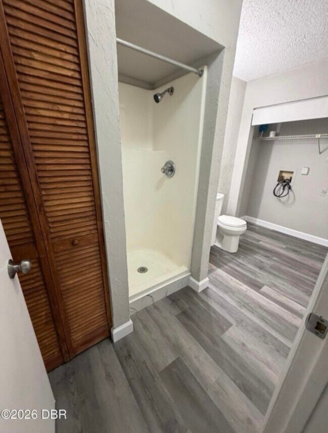 Foto del edificio - 2028 Oak Meadow Cir