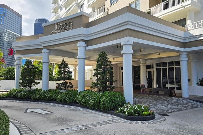 Foto del edificio - 801 Brickell Key Blvd