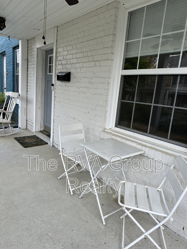 Building Photo - 2617 Parkwood Ave
