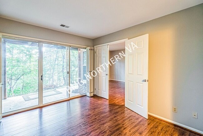 Building Photo - 11114 Beaver Trail Ct
