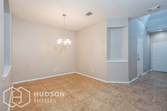 Building Photo - NOW AVAILABLE! 31123 Silver Village Dr, Sp...