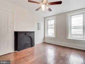 Building Photo - 4639 Umbria St