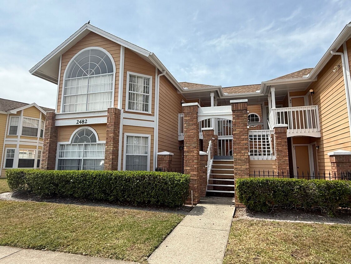 Primary Photo - 2482 Sweetwater Club Cir